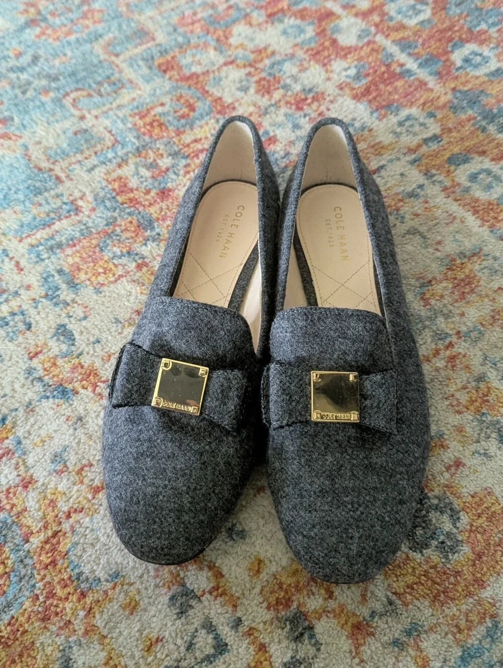 Cole Haan Women's 6.5 B Tali Gray Fuzzy Wool Fabric Bow Leather Flats Loafers